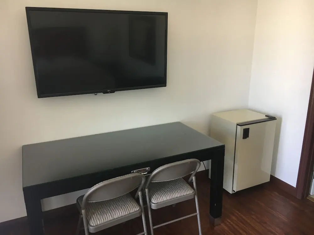 norwalk inn & suites