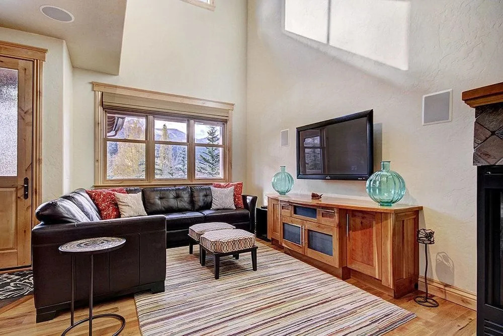 Placer Ridge Lookout by RedAwning