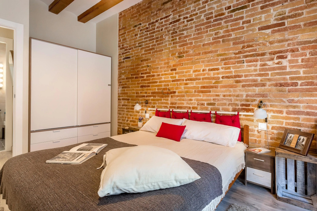 1 Bedroom Vintage Suite With Balcony, 2Nd Floor - Hoa 42158