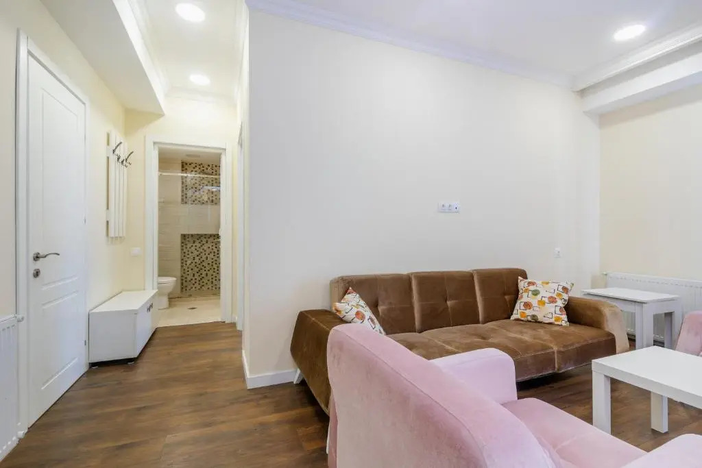 Kokhta Plaza Boutique Hotel