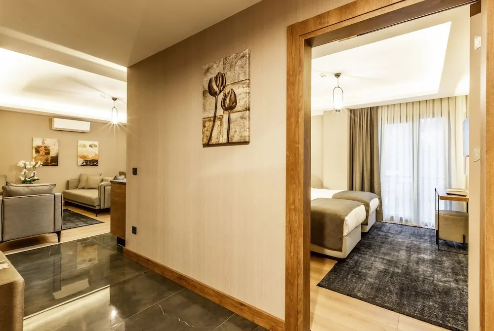 NEHİR OTEL