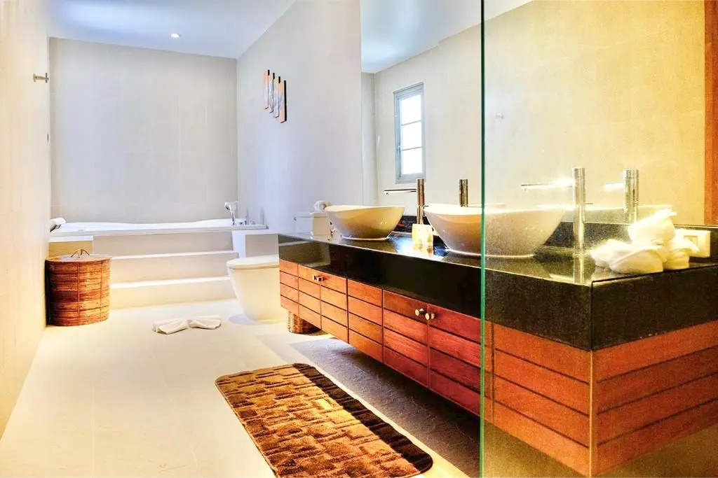 Luxury 3Br Pool Villa Walk To Bangtao Beach