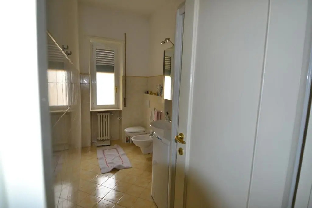 Magenta Apartment