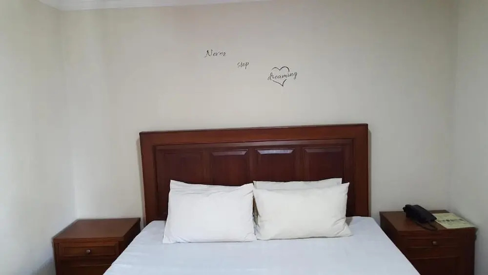 Pine Top Hotel Murree