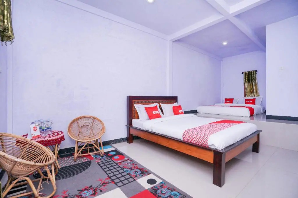 OYO 1834 Family Homestay