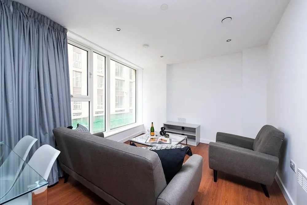 Stunning 2 Bedroom City Break Apartment