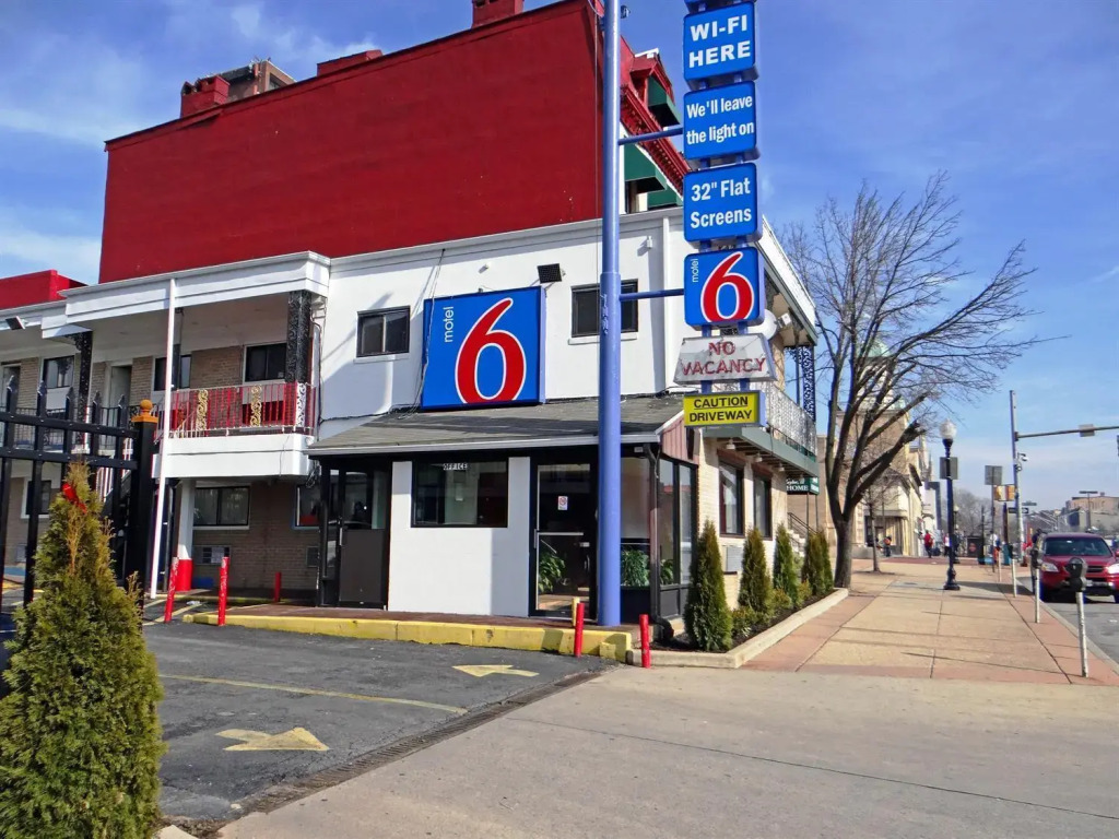 Motel 6 Baltimore MD