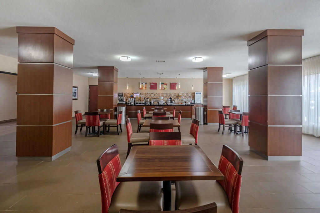 Comfort Suites Ennis