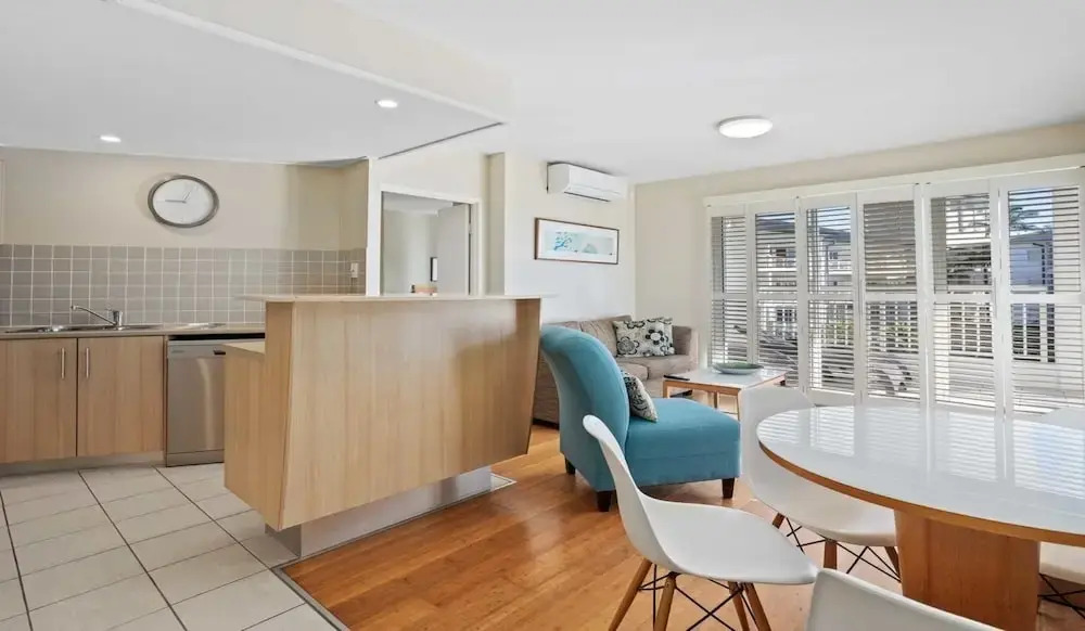 The Pool Resort Kingscliff - 2B Dual Key (6216/17) - Holiday Management Co.