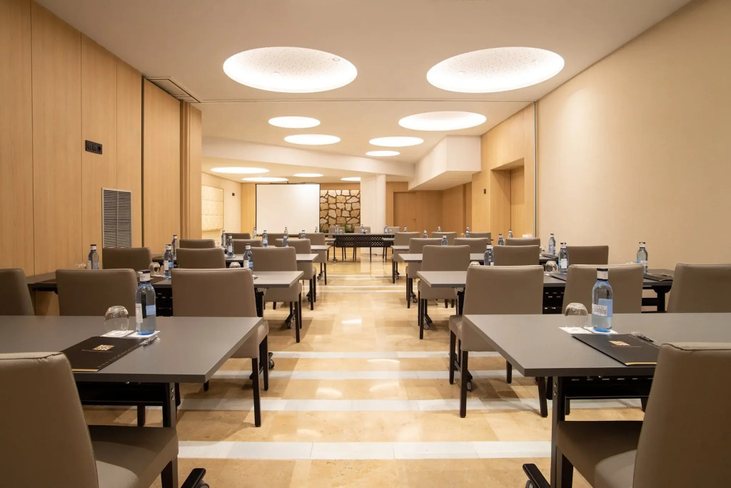 Hotel Granada Center