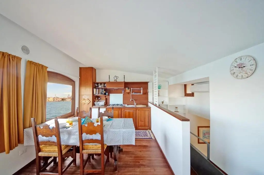 DolceVita Apartments N 453 Canal View
