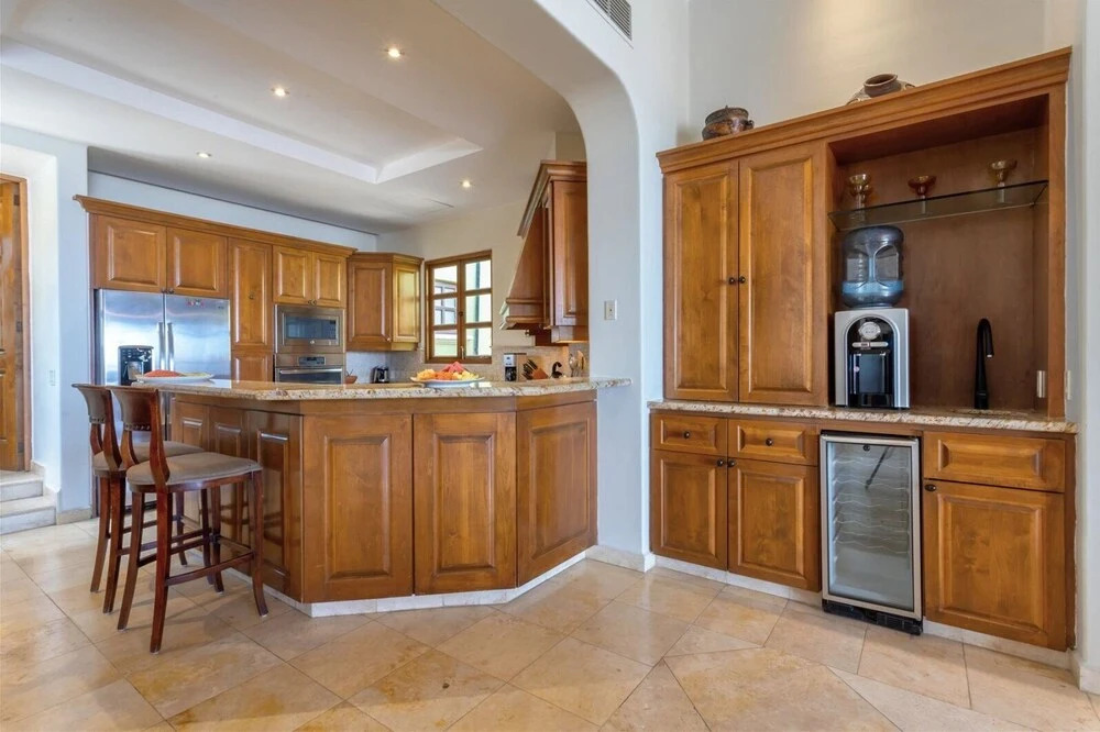 Casa Maravillas: 4 Bdrm Colonial Inspired Design Villa in Punta Ballena at a Discounted Rate!