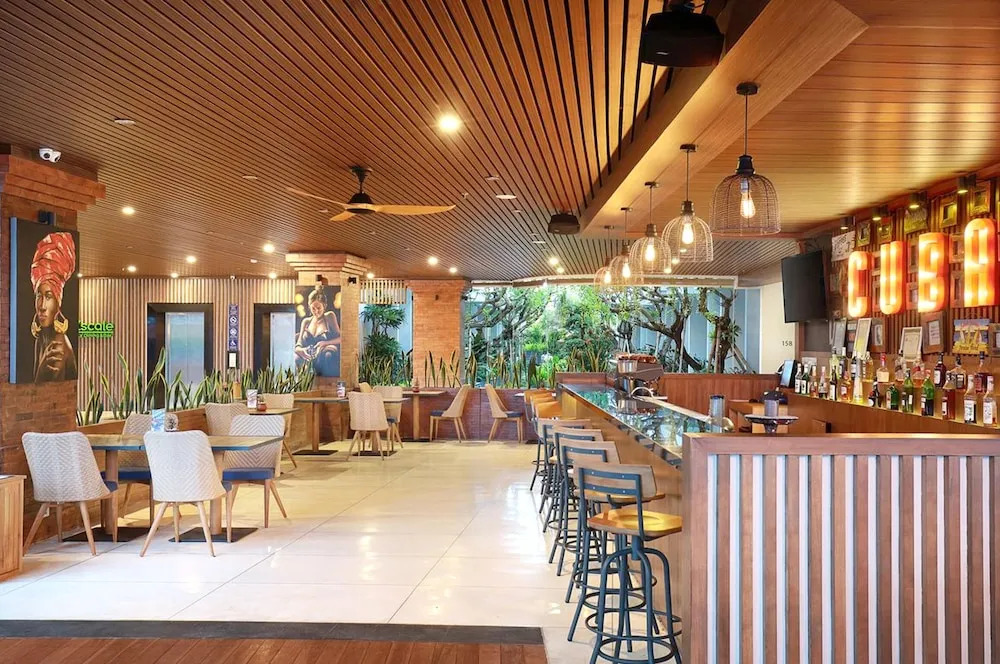 Comfort Room Batu Bolong Beach old Mans Canggu