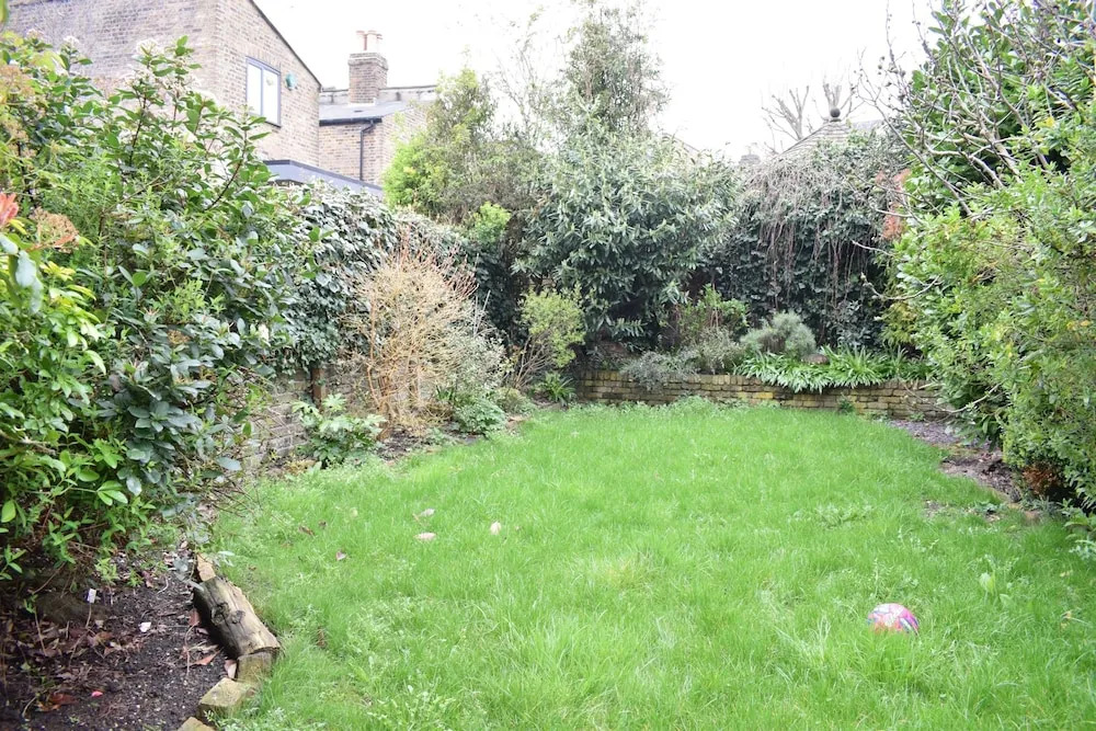 1 Bedroom Home With Garden Near Dalston