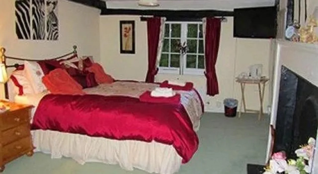 Bircholt Cottage