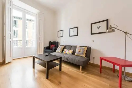 Chic Rentals La Latina