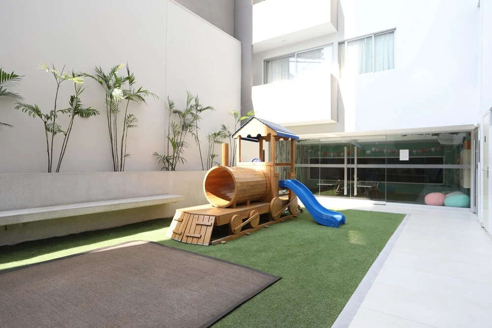 Disfruta de un Lindo Espacio con Balcón y Piscina