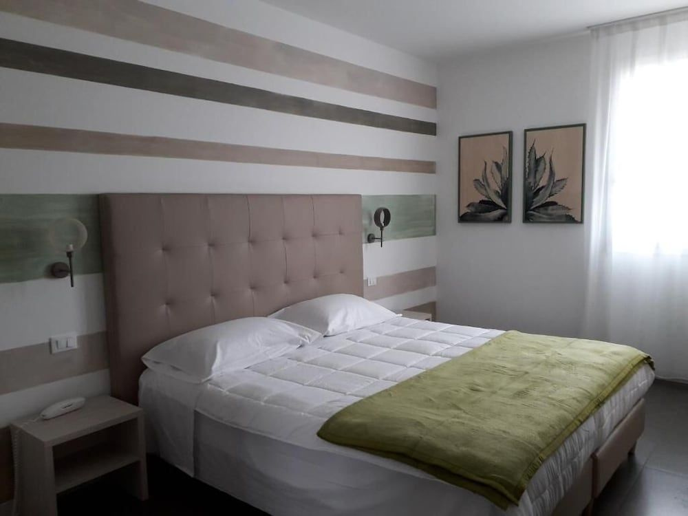 Hotel Grel