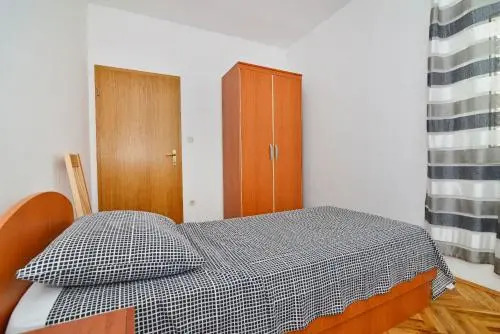 Apartments Zvonimir