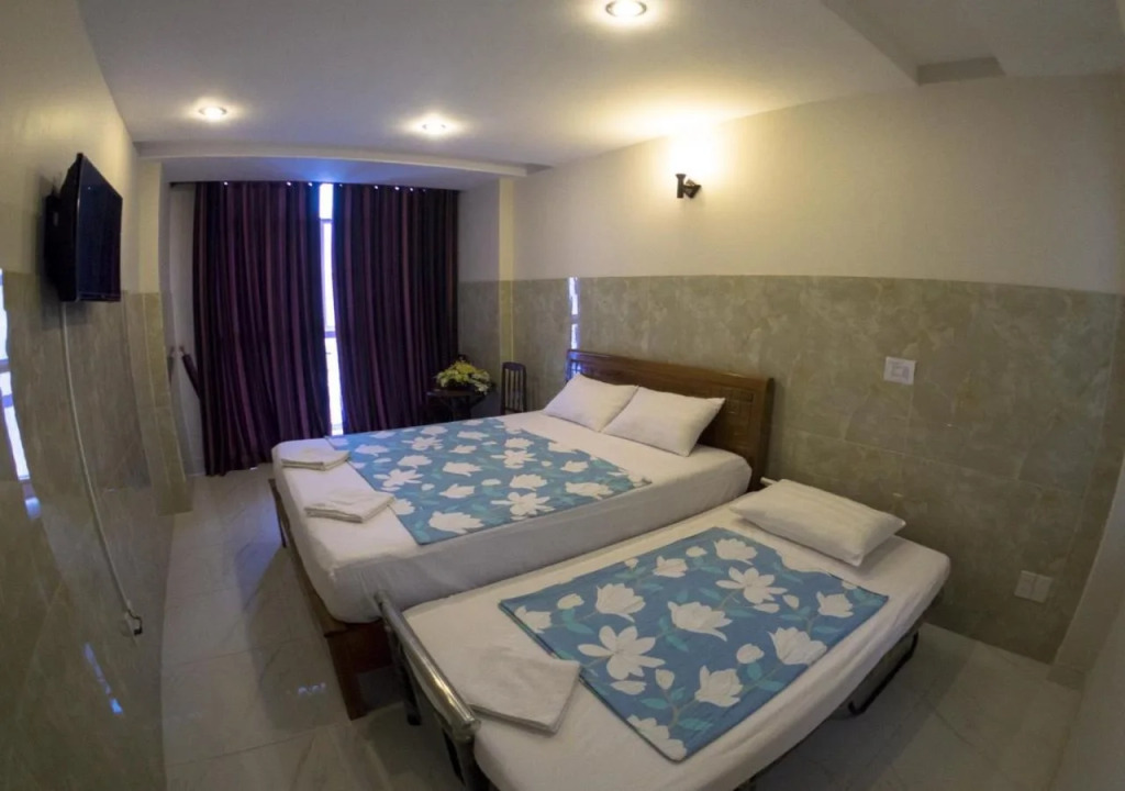 SaiGon CoZy Hotel "241 Pham Ngu Lao Street
