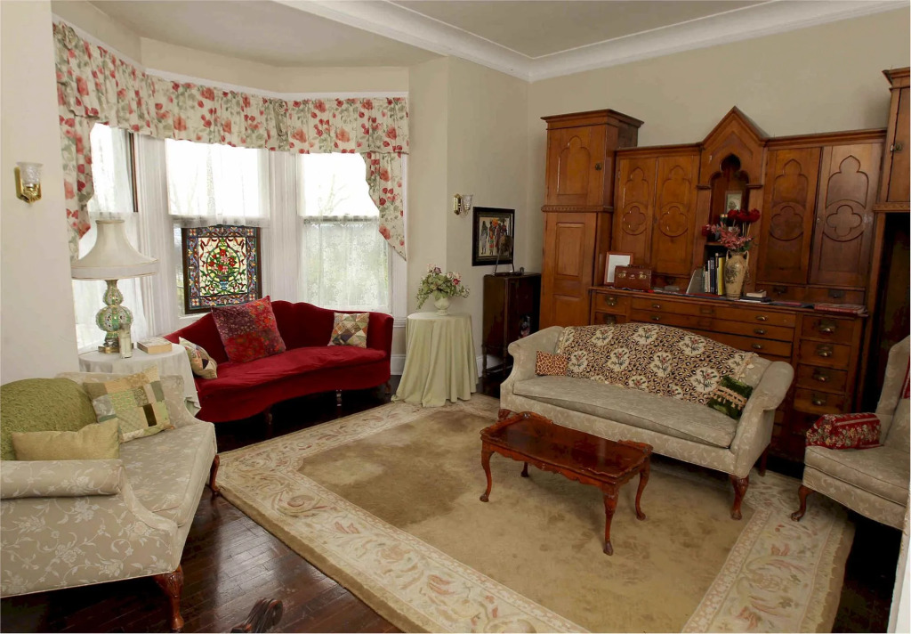 Six Acres Bed & Breakfast