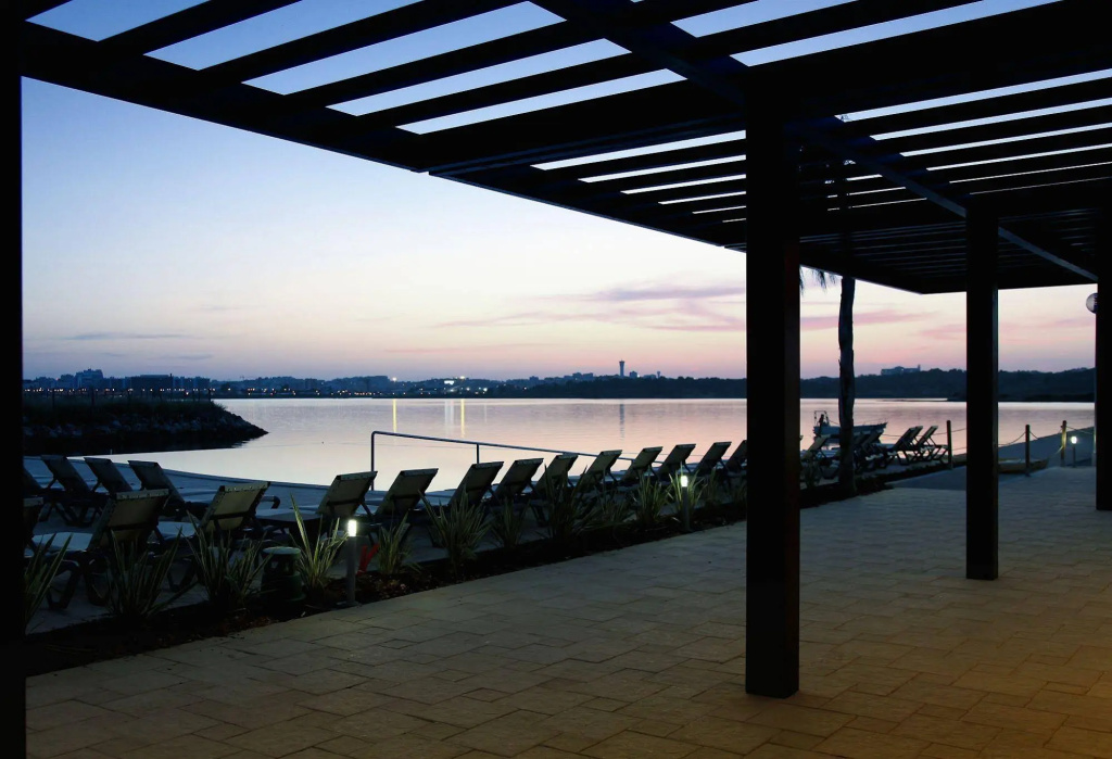 Agua Hotels Riverside