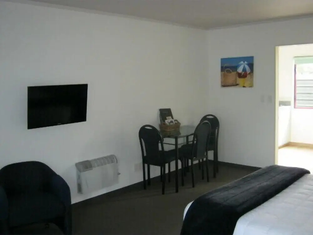 Champers Motor Lodge