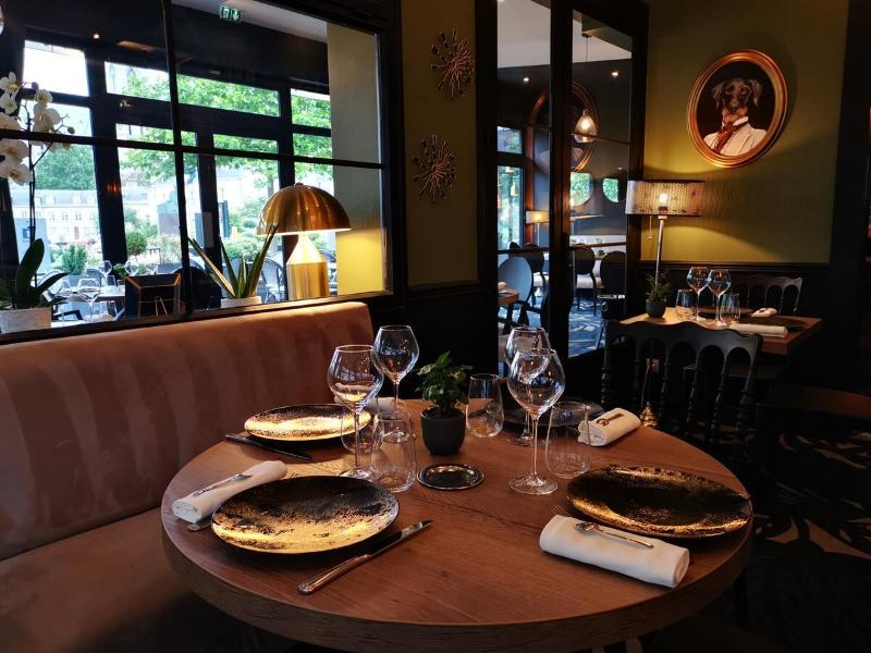 Le Boeuf Couronné - Hôtel & Restaurant Chartres- Logis Hotels