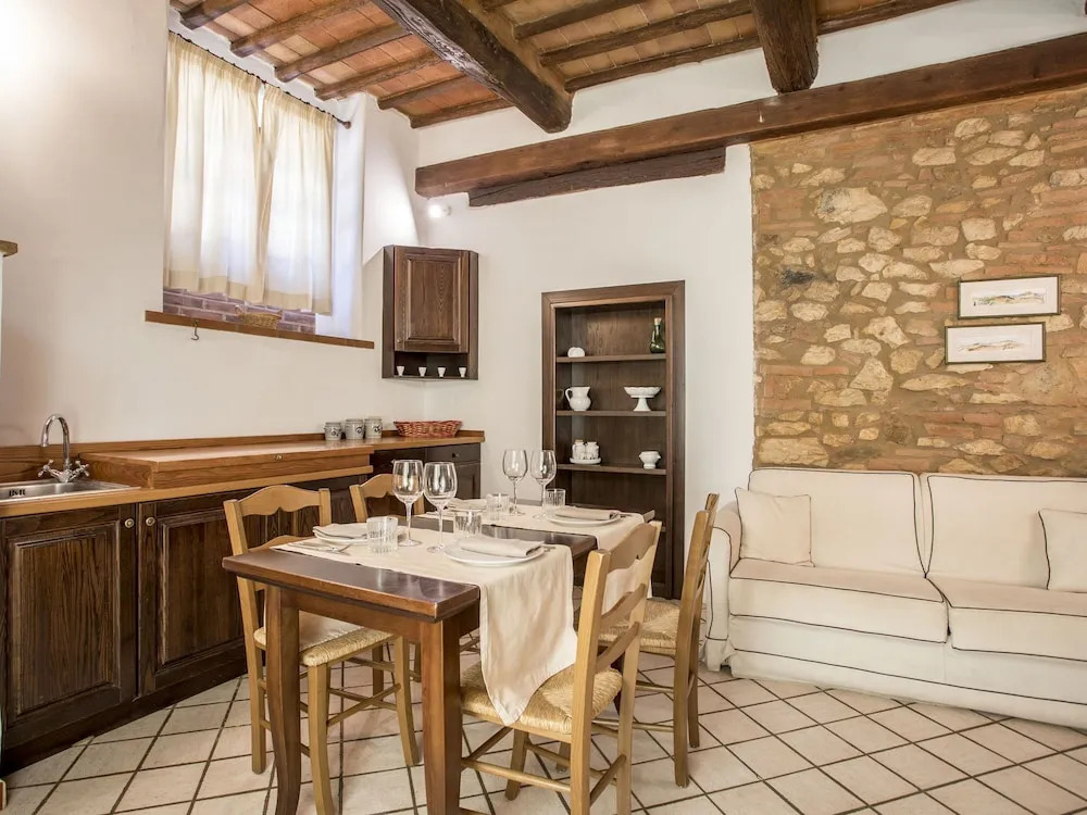 Spacious Holiday Home in Sovicille With Swimming Pool