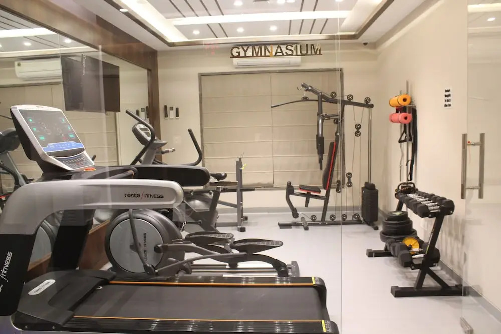 HOTEL RAJHANS ABHINANDAN