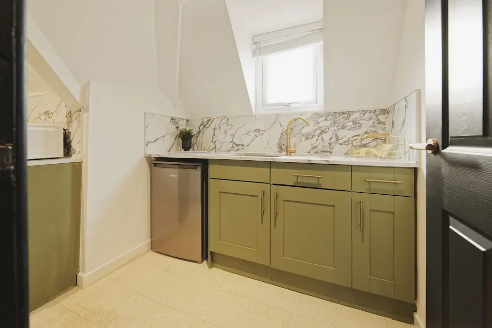 Garmoyle Road Flat 3