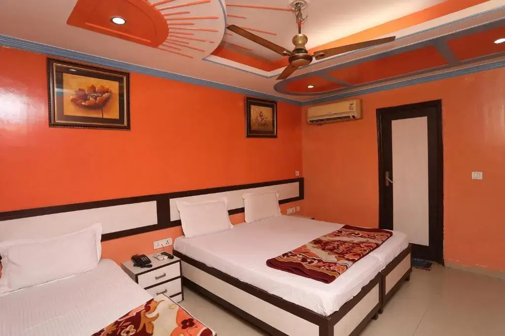 Spot on 41887 Shyam Palace