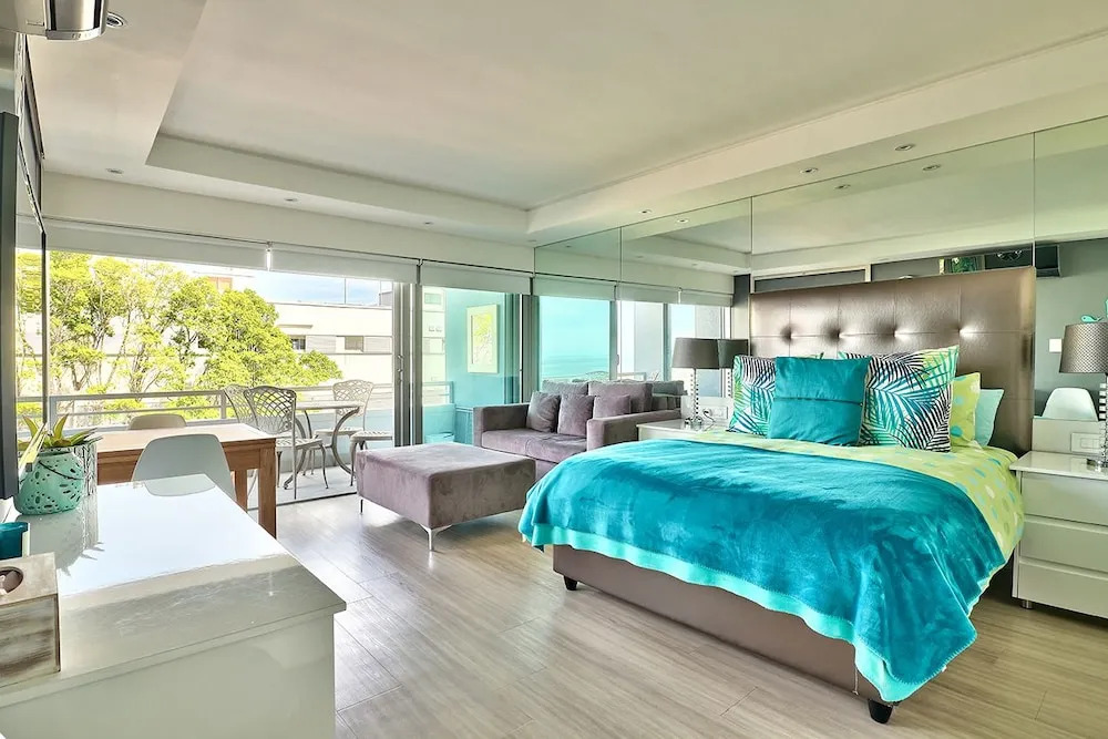 Clifton Studio