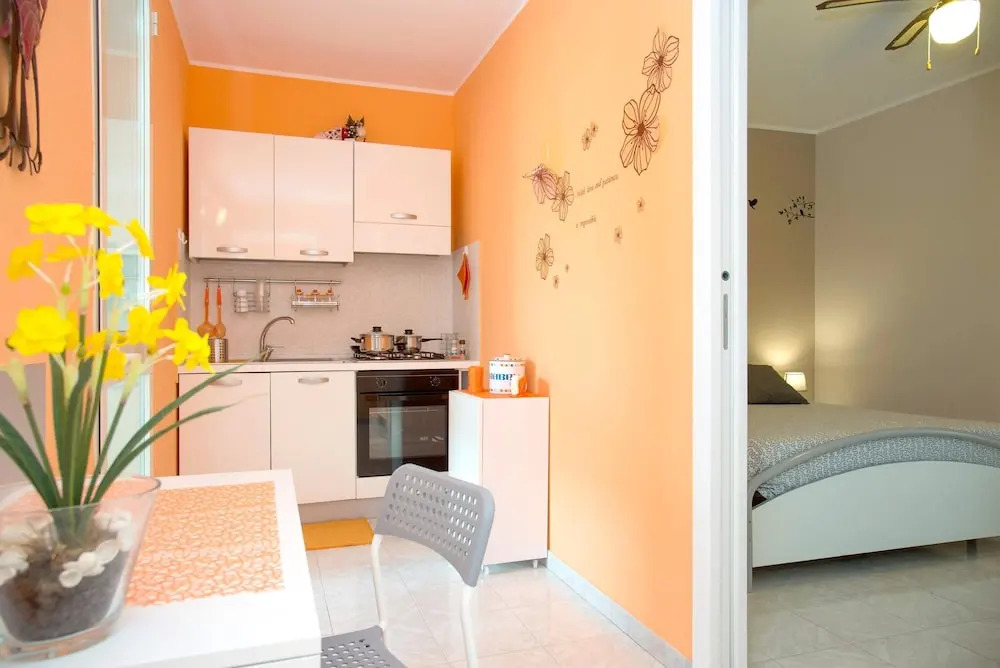 Apartment With one Bedroom in Torre Dell'orso, With Furnished Balcony