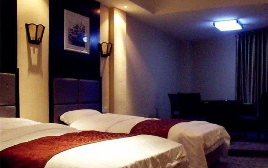 Mianyang Jingnan Lake Business Inn