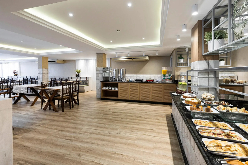 H Hotel