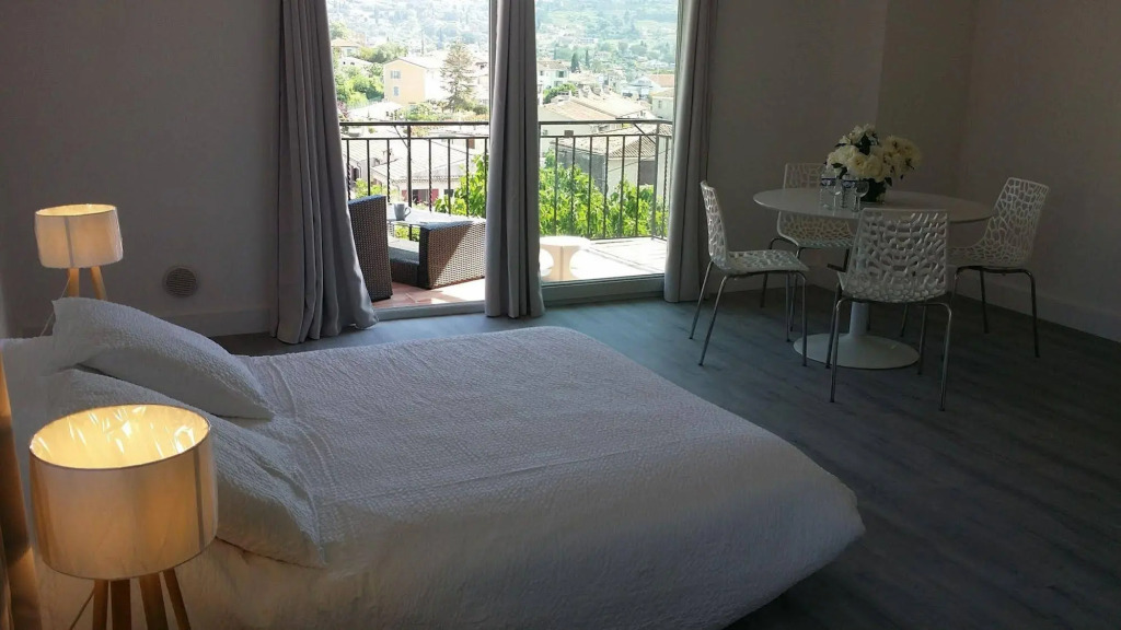 Maison Carles BnB