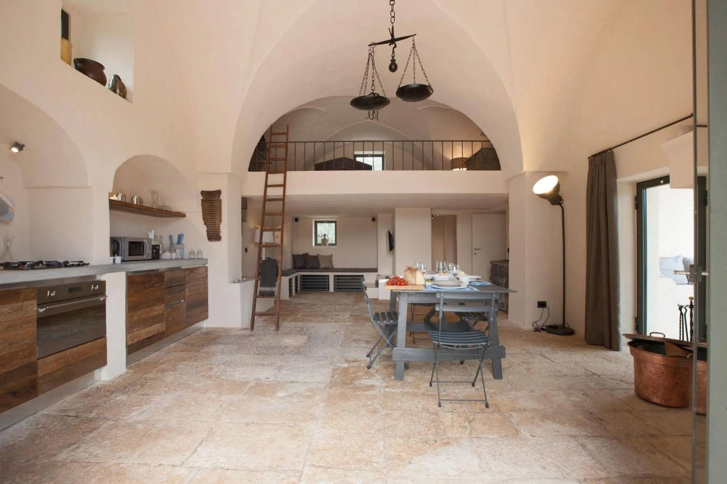 Casale Cimino by BarbarHouse