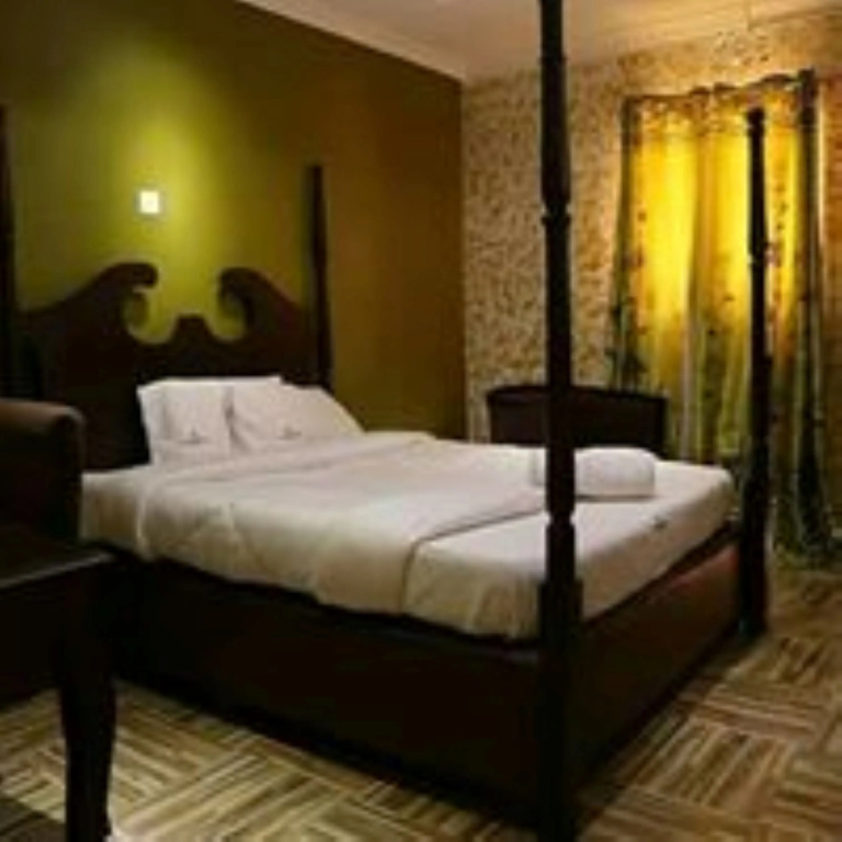 VIP Hotel Madeya