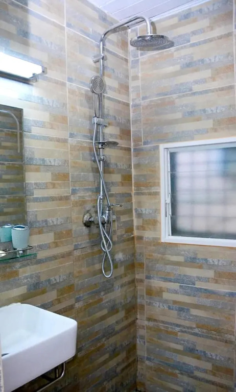 House With 2 Bedrooms in Ambohimitsimbina, With Wonderful City View, F
