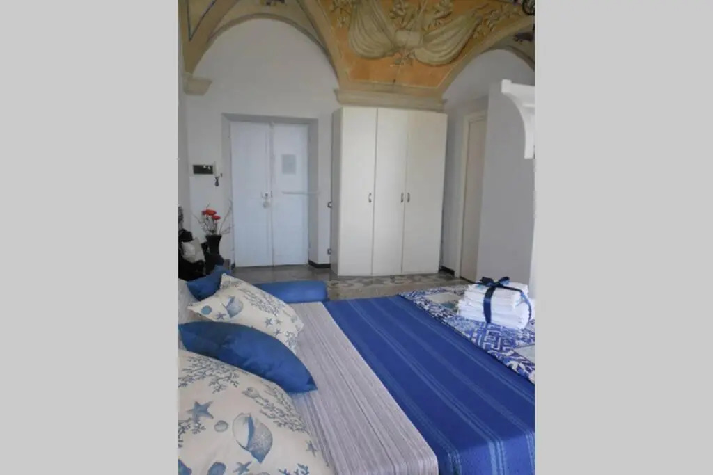 Venere Charming House Codice CITRA O11O22-LT-O853