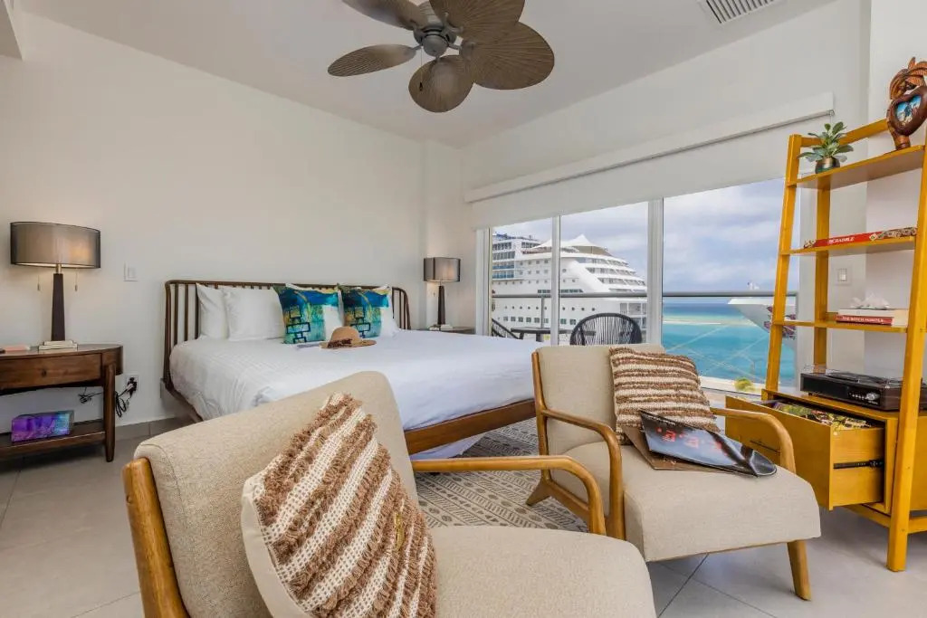 Experience the Groovy Harbour House Lifestyle