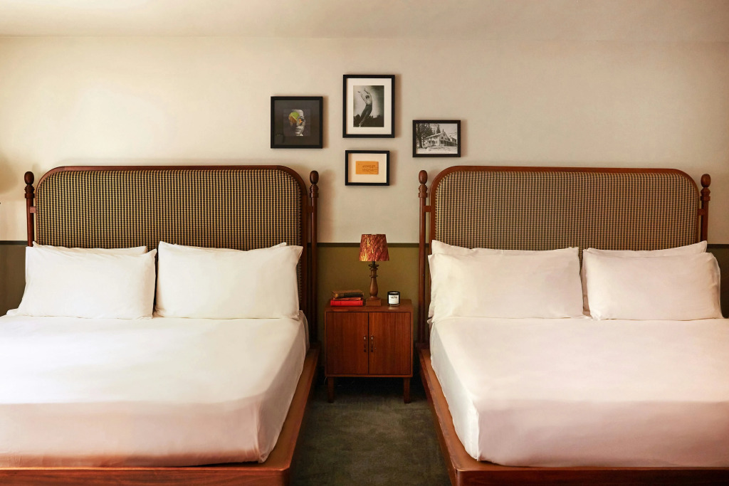 Days Inn by Wyndham Lenox MA
