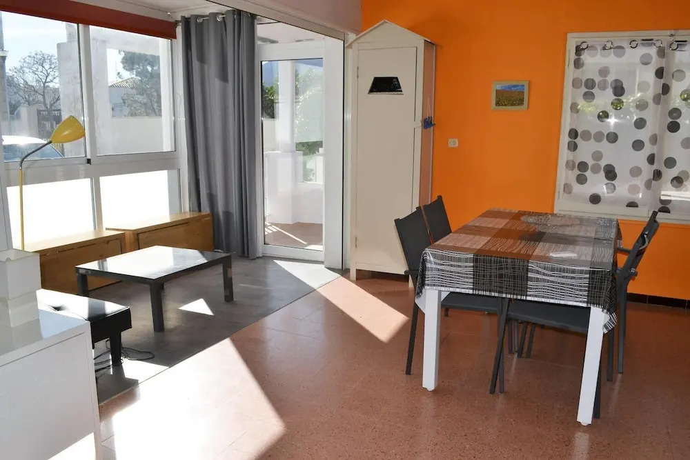 Carboneres 6