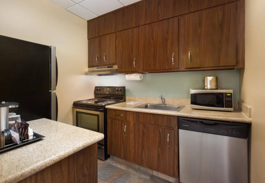DoubleTree by Hilton Hotel & Suites Houston by the Galleria