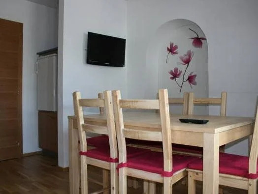 Mos Apartments