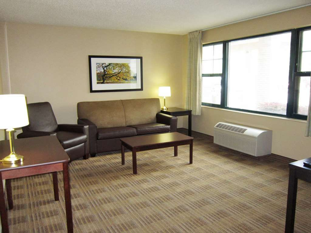 Extended Stay America Select Suites - Orlando - Maitland - 1760 Pembrook Dr
