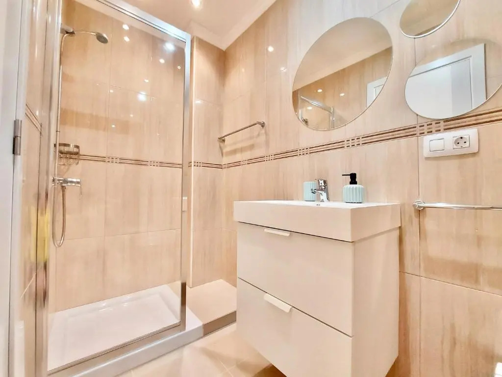 Aromas Suites Apartments