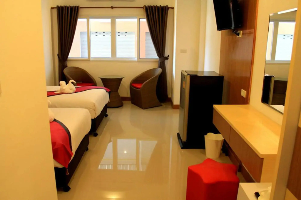 Panmanee Hotel-Newly Renovated
