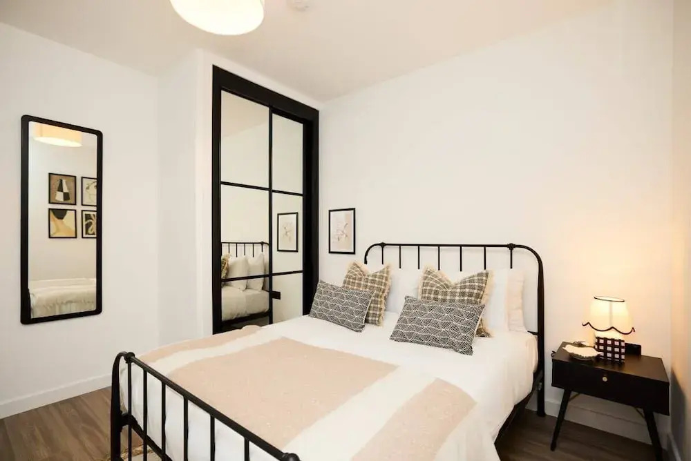 The Tottenham Hale Crib - Trendy 2bdr Flat With Balcony